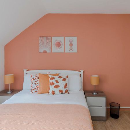 Apartmán Wonderland - Fitzrovia - By Frankie Says Londýn Exteriér fotografie