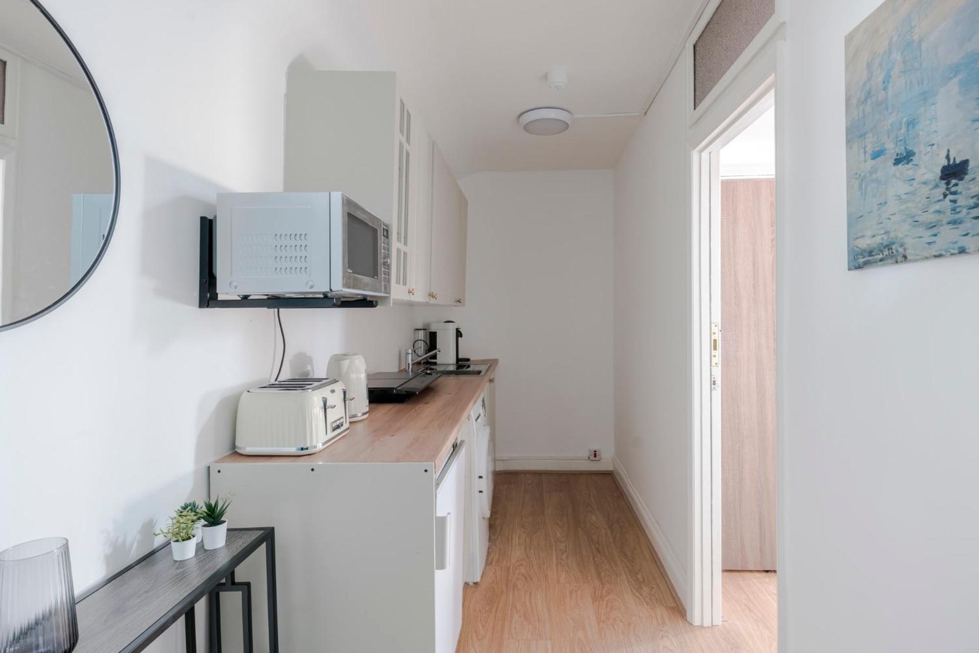 Apartmán Wonderland - Fitzrovia - By Frankie Says Londýn Exteriér fotografie